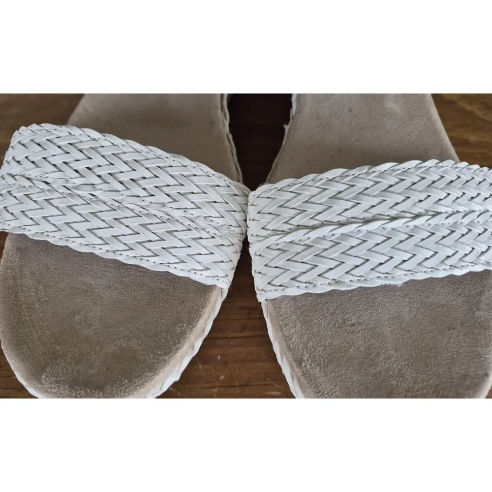Ann Klein Womens Zala Slide Sandle Sz 9M White Heel 2.5”